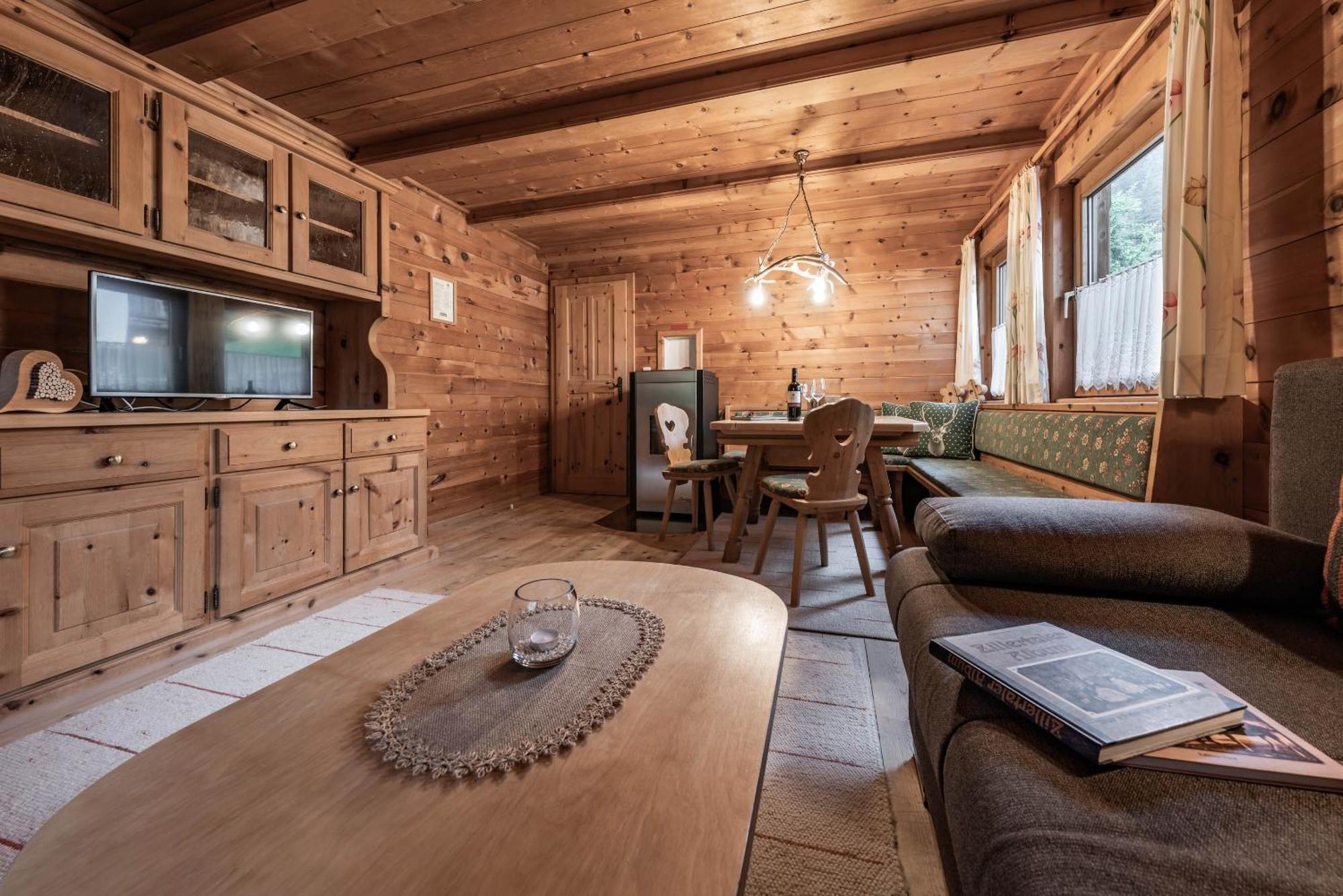 Holzknechthuette Villa Mayrhofen Buitenkant foto